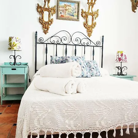 Patio 19 Bed & Breakfast 2*