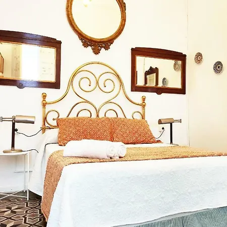 Bed & Breakfast Patio 19 2*