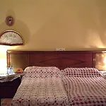 Patio 19 2* מאלגה